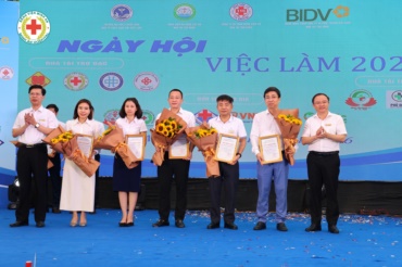 🎓✨ MINH AN TẠI NGÀY HỘI VIỆC LÀM 2026✨🎓